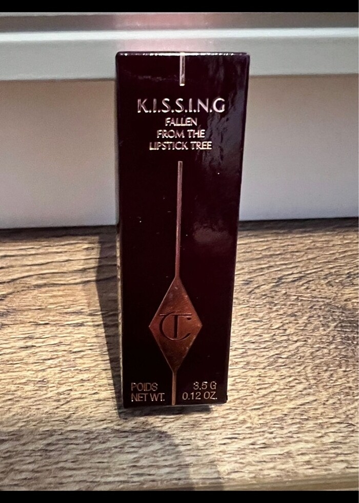 Charlotte Tilbury Icon Baby ruj - Görsel 3