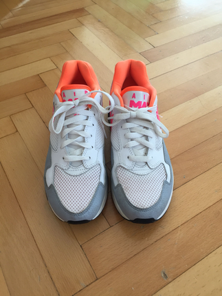 40 Beden beyaz Renk Air max spor ayakkabı