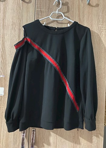 Kemer Detaylı Siyah Kadın Sweatshirt - Görsel 2