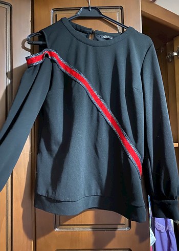 Kemer Detaylı Siyah Kadın Sweatshirt - Görsel 3