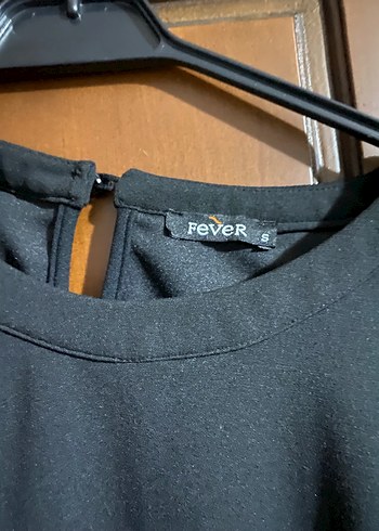 Kemer Detaylı Siyah Kadın Sweatshirt - Görsel 4
