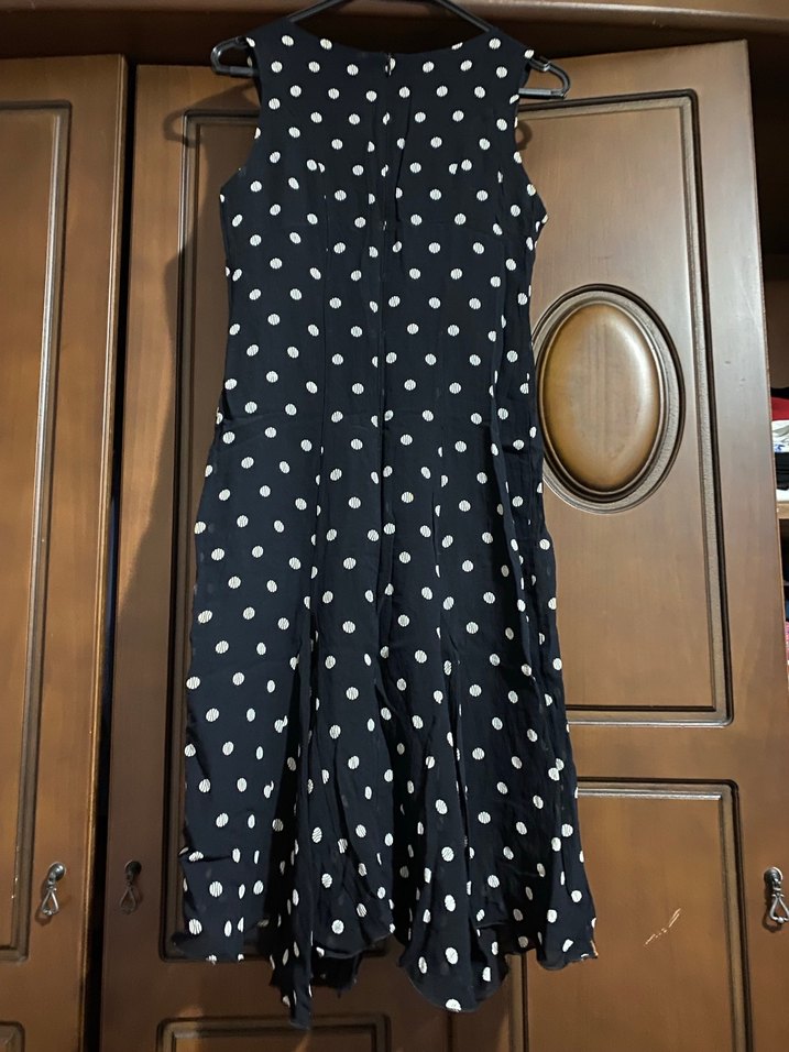 Puantiye Desenli Uzun V Yaka Elbise - Görsel 3