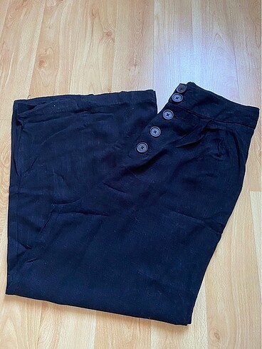 34 Beden stradivarius siyah keten pantolon