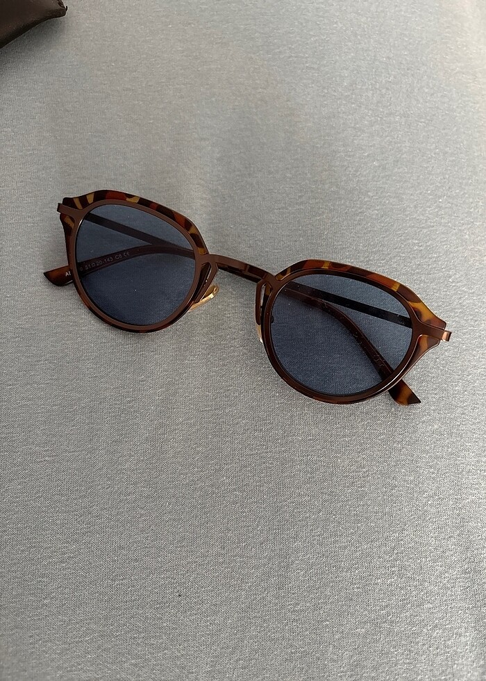 Güneş Gözlüğü - Görsel 2