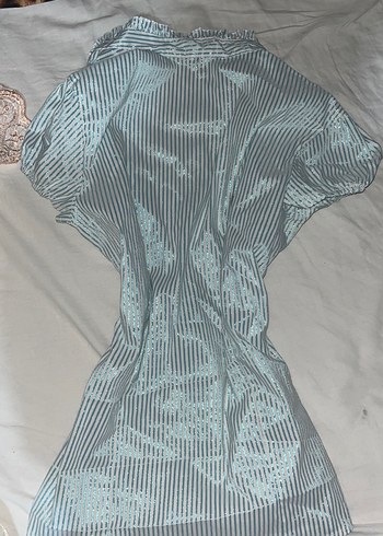 V Yaka Kısa Kollu Çizgili Kadın Gömlek - Görsel 2