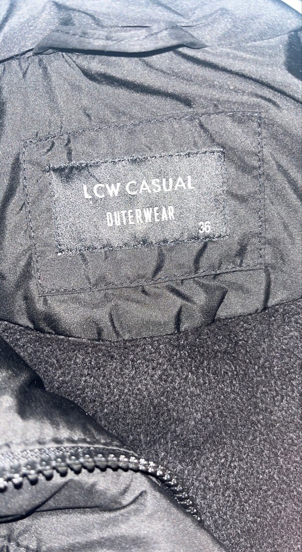 Siyah Fermuarlı Kadın Kışlık Mont - Görsel 2