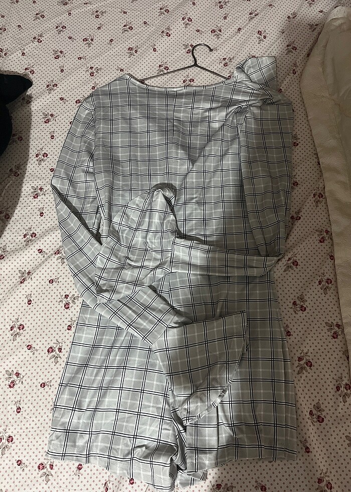 Shein şort tulum bluz - Görsel 3