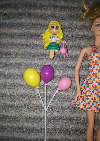 Barbie barbie bebek balon ve küçük bebek hediyeli