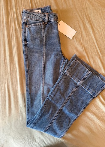Zara Orta Bel Flare Nervurlu Jean