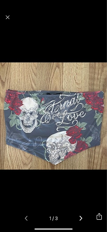 Skulls & Roses Bustiyer/Crop Top