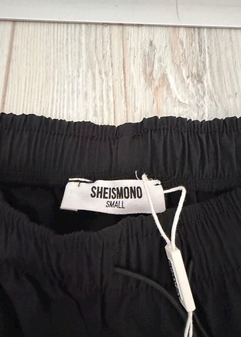 SHEISMONO Siyah Paraşüt Pantolon - Görsel 2