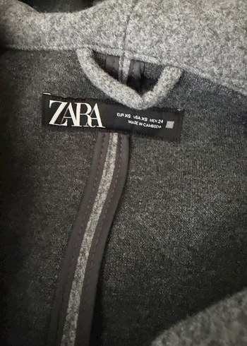 Zara Kapüşonlu Gri Kaban - Görsel 2