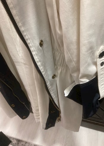 Düğmeli Midi Beyaz Kadın Trençkot - Görsel 6