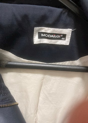 Düğmeli Midi Beyaz Kadın Trençkot - Görsel 2