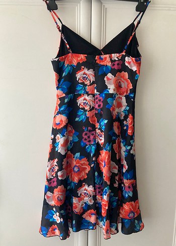 Çiçek Desenli Fırfırlı Mini Elbise - Görsel 5