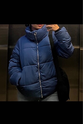 l Beden Stradivarius Mavi Kadın Şişme Mont