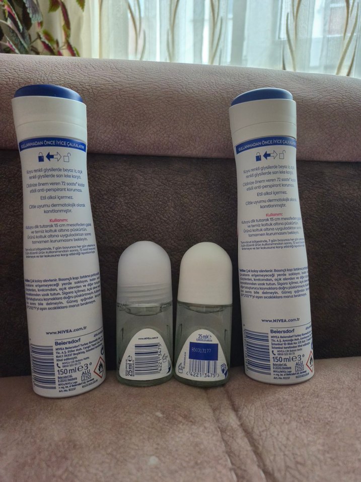 Nivea Black & White Kadın Deodorant Seti - Görsel 3