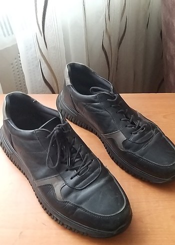 HOTİÇ GERÇEK DERİ ERKEK SNEAKERS 44 NO