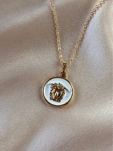 Beden Gold Versace Medusa Sembol Kolye