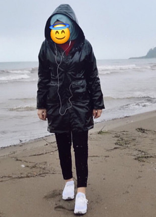 m Beden siyah Renk Siyah Rugan Yağmurluk