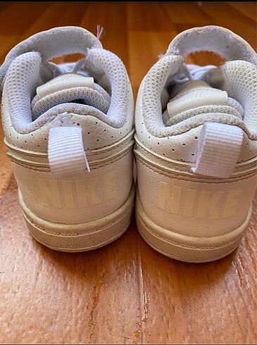 21 Beden beyaz Renk Orjinal Nike Kız Bebek Spor Ayakkabı