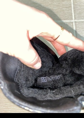 Krokodil Desenli Siyah Kadın Bot - Görsel 2