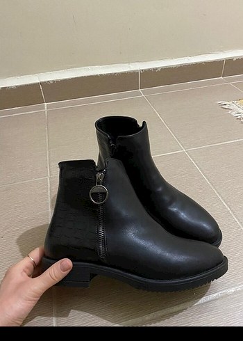 Krokodil Desenli Siyah Kadın Bot - Görsel 4