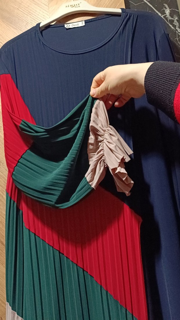 Kadın Renkli Piliseli Uzun Tunik - Görsel 4