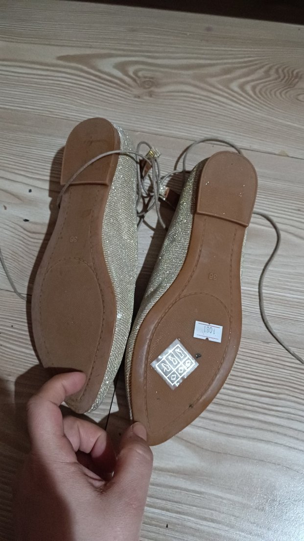 Parlak Altın Tokalı Kadın Babet - Görsel 4