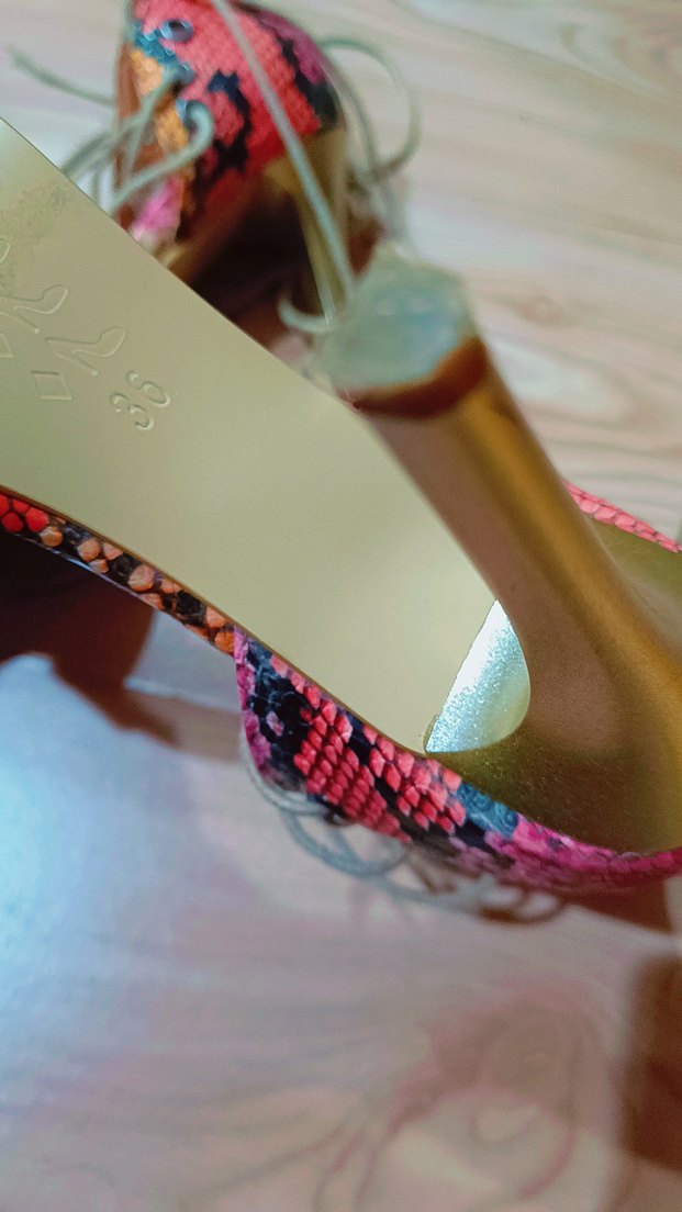 Renkli Yılan Desenli Bağcıklı Stiletto - Görsel 4