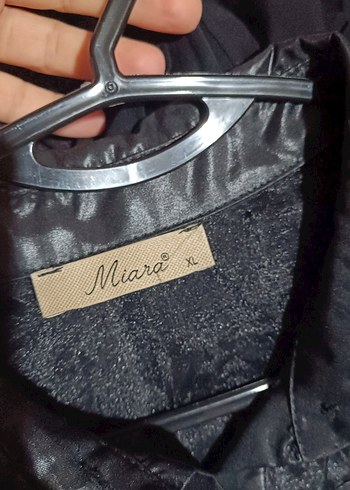 Düğmeli Siyah Gotik Kadın Gömlek - Görsel 4