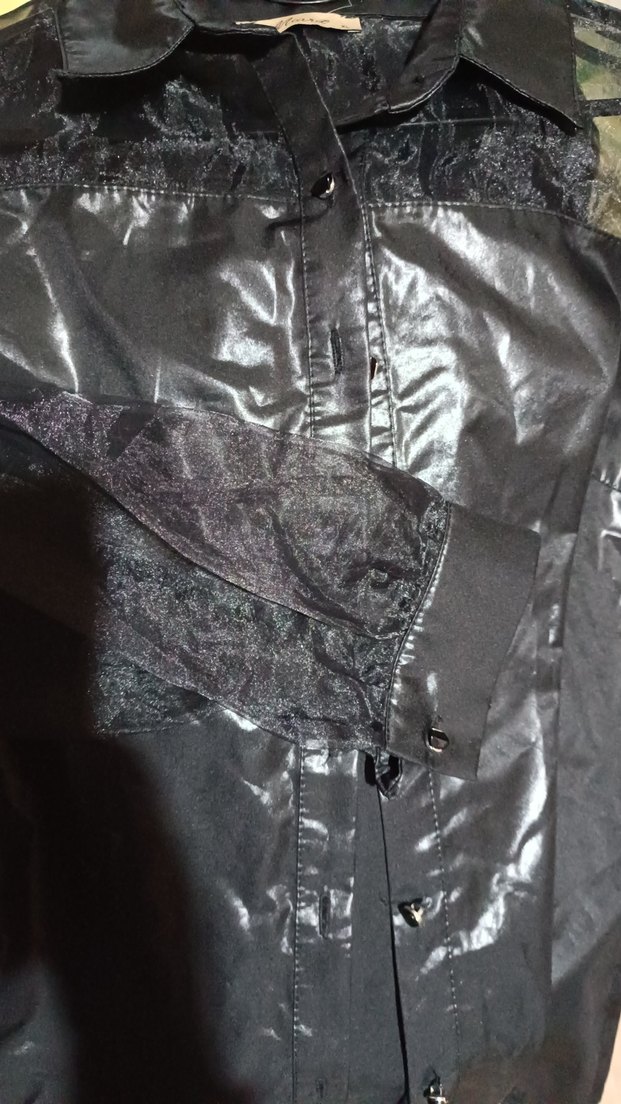 Düğmeli Siyah Gotik Kadın Gömlek - Görsel 5