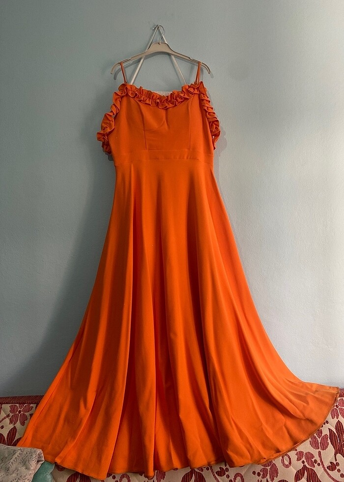 Fırfır Detaylı Pileli Maxi Kloş Abiye Elbise - Görsel 3