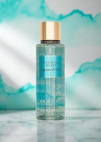 Victoria's Secret Aqua Kiss Kadın Parfümü