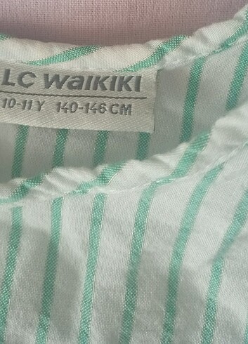 10 Yaş Beden LC Waikiki gömlek