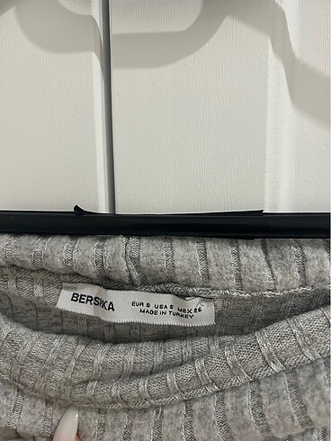 s Beden bershka açık omuzlu fitilli kazak