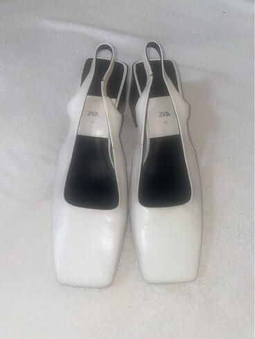 Zara marka beyaz şık sandalet