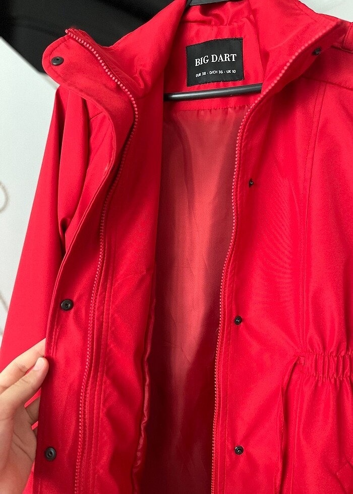 Kadın KIRMIZI YAĞMURLUK - Görsel 5