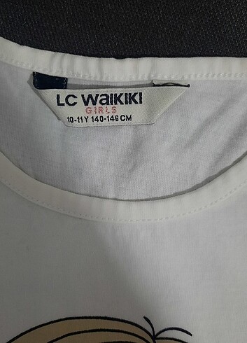 10 Yaş Beden LC WAIKIKI Yepyeni tişört