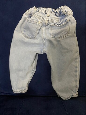 Yırtıklı jean - Görsel 3