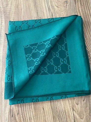 G desen eşarp - Görsel 4