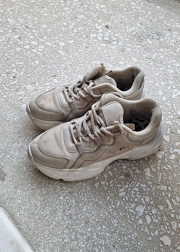 Skechers Beyaz Bağcıklı Kadın Spor Ayakkabı Wedge Topuk