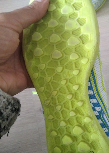 34 Beden Renkli Bağcıklı erkek çocuk Futbol Ayakkabısı