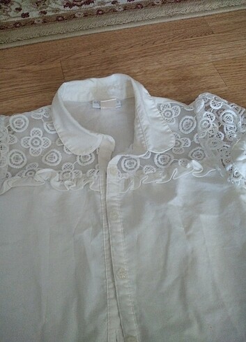 6 Yaş Beden beyaz Renk Çok şık kız çocuk dantel detaylı gömlek 