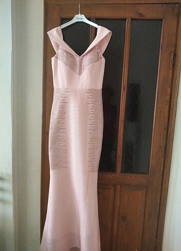 Pudra pembe abiye elbise 