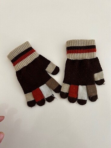 4 yaş eldiven - Görsel 3