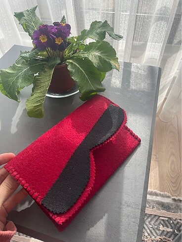 Zara Keçe kılıf cüzdan çanta clutch
