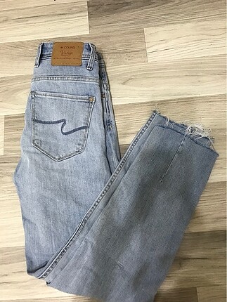 Collins 28 beden