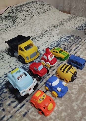 Renkli Oyuncak Araba Seti - Görsel 3