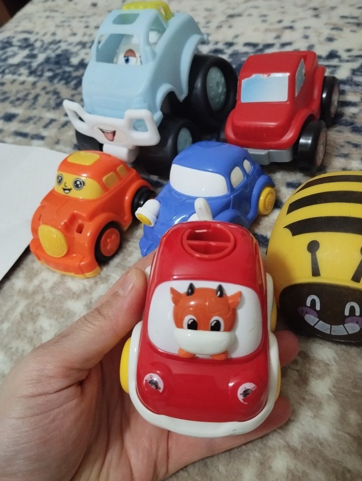 Renkli Oyuncak Araba Seti - Görsel 4